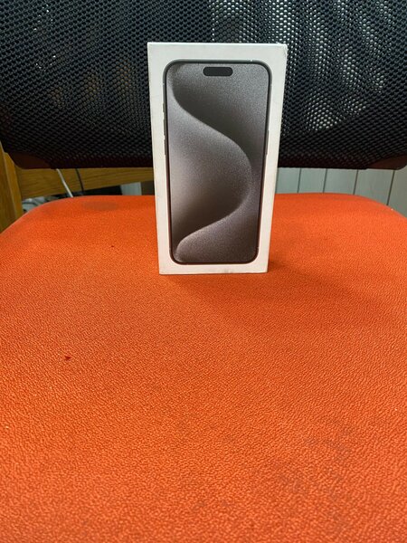 iPhone 15 pro Max scellé