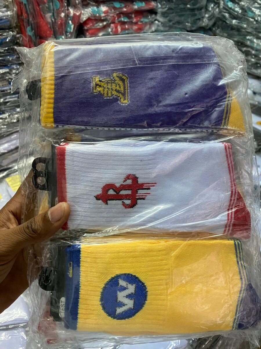 12Lot de chaussettes élégantes