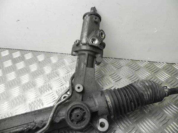 BMW E60 5 SERIES Complete steering rack w servotronic