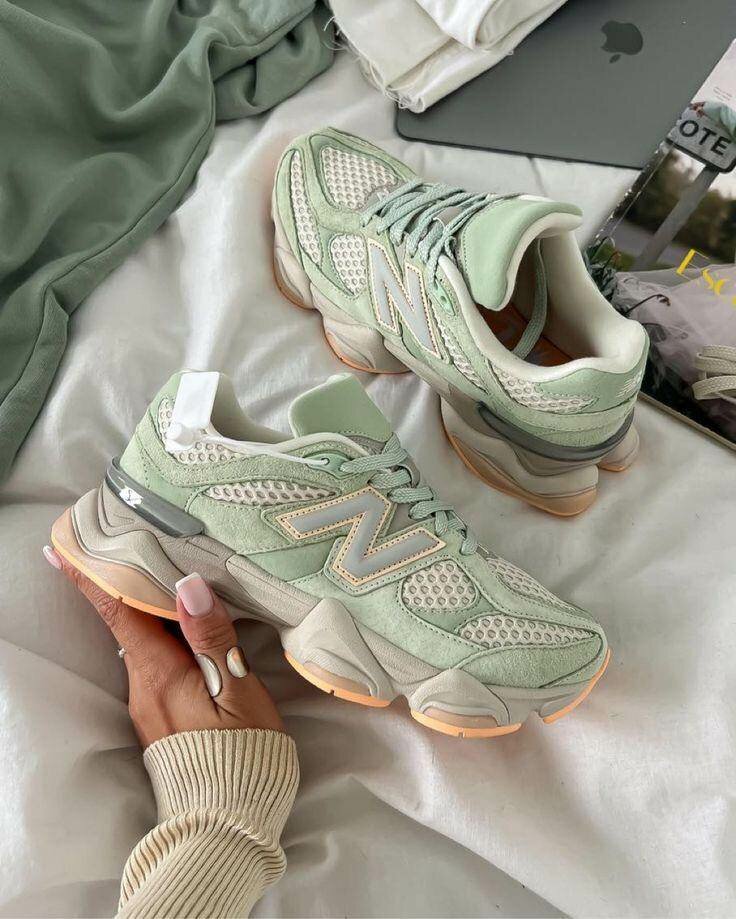 NEW BALANCE 9060 ORIGINAL