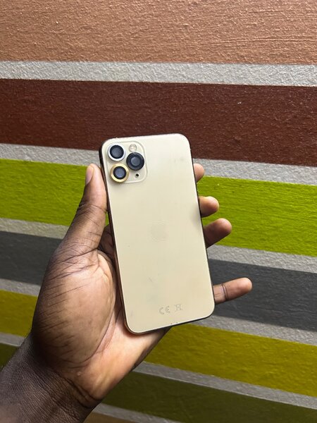 iPhone élégant neuf