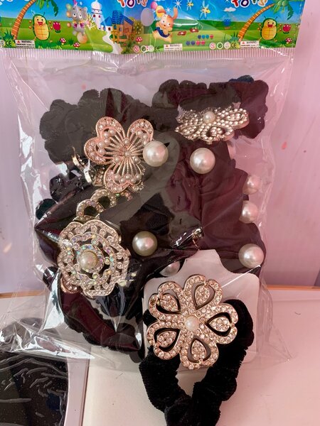 Élastiques à cheveux ornés