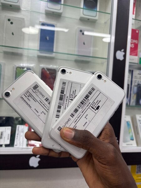 iPhone 7 simple quasi neuf