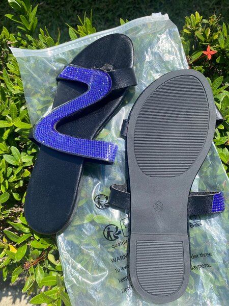 Ladies Easy wear slides