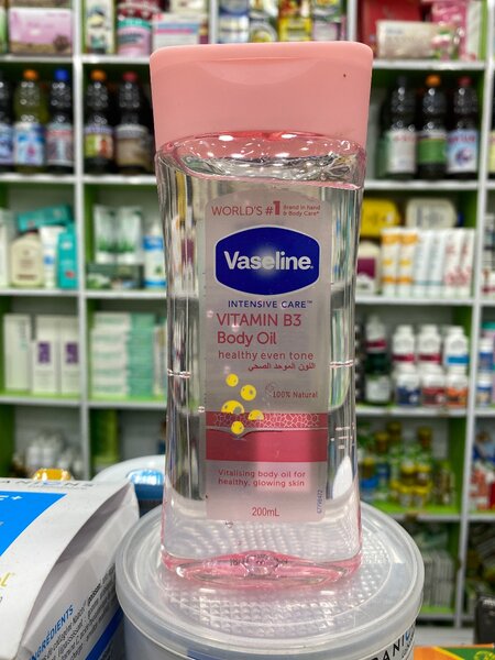 Huile pour le corps Vaseline B3