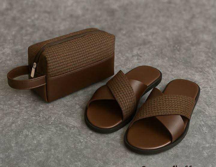 Sandales  avec le sacoche 18k