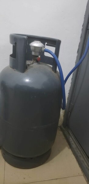 15kg Gas cylinder & Burner