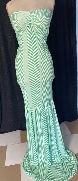 Robe longue à rayures