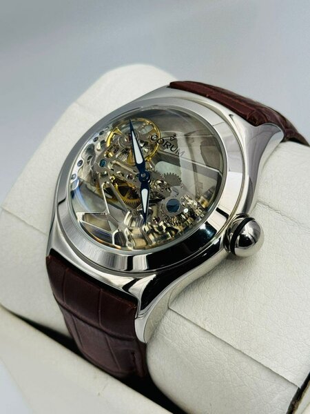 Montre Squelette Luxe corum