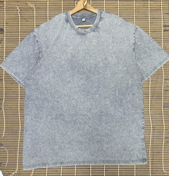 T-shirt en coton délavé