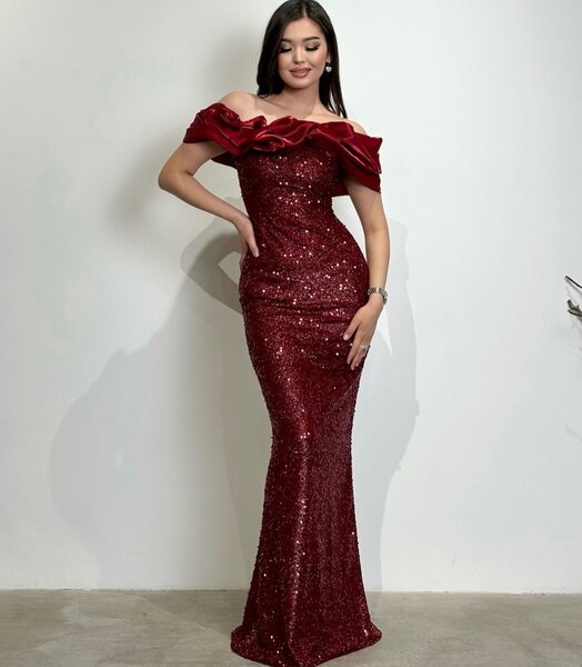 Вечерное платье