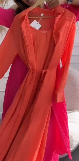 Шикарные сочные оттенки легких платьев идеальны для лета. Ткань из марлевки не мнется, что делает их еще более практичными.”