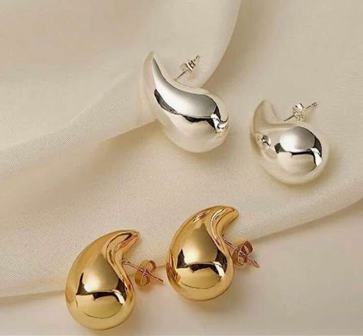 Tear drop ear rings