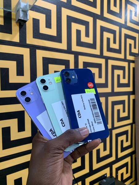 iPhone 12 simple 64gb