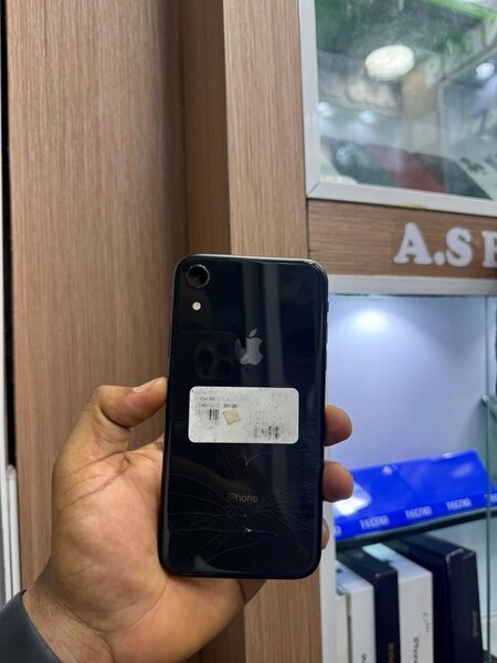 iPhone XR Noir Débloqué