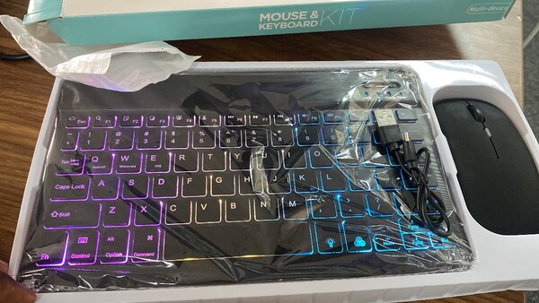 Bluetooth Wireless rechargeable keyboard and mouse