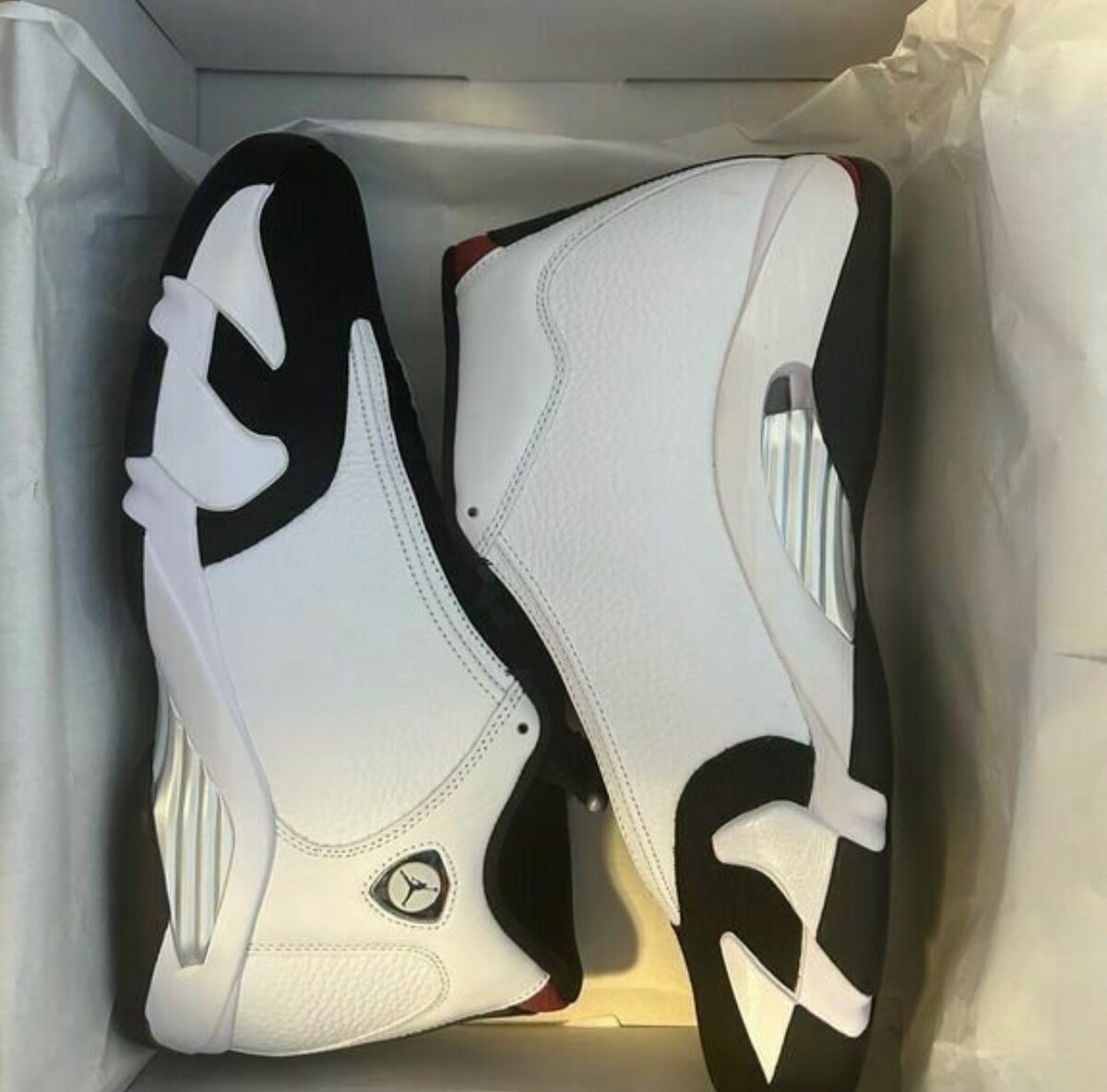 JORDAN 14 RETRO