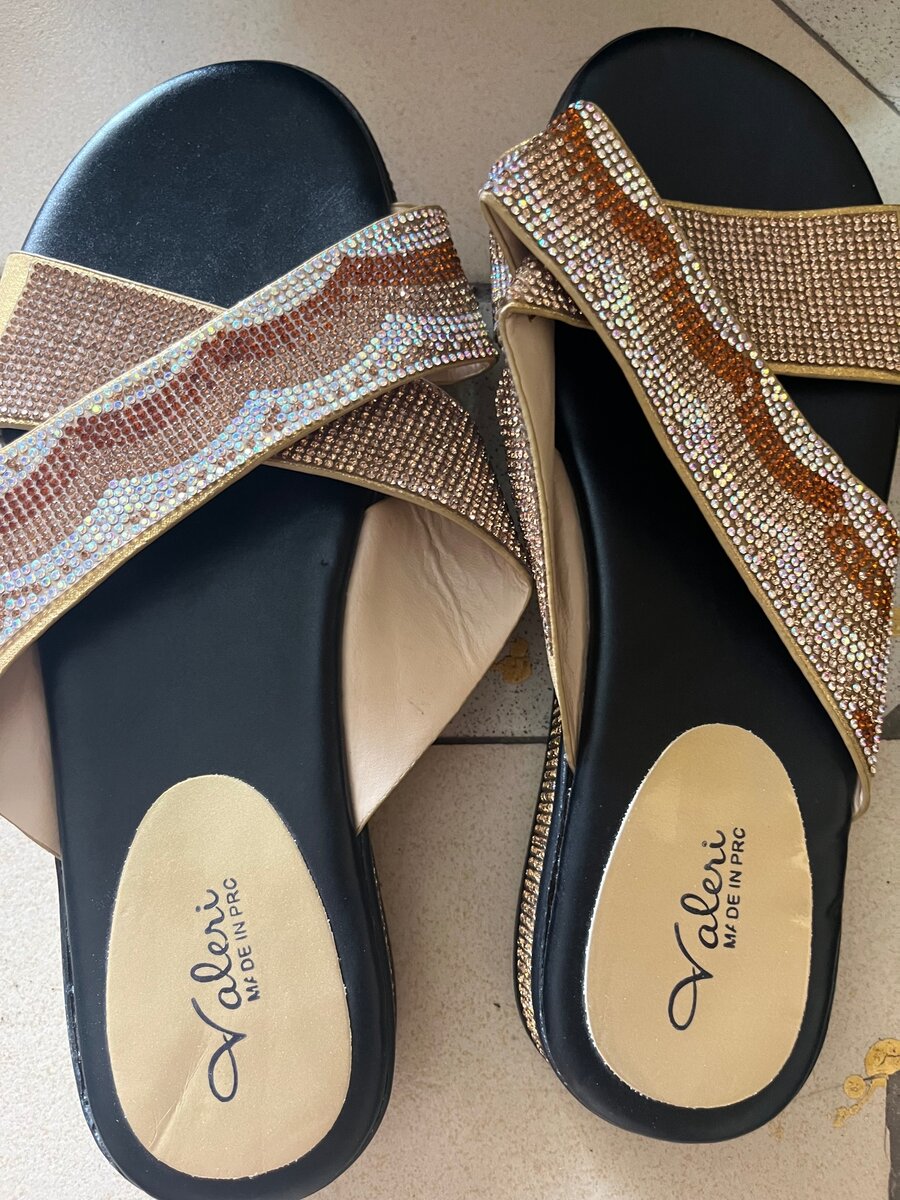 Quality down slipper