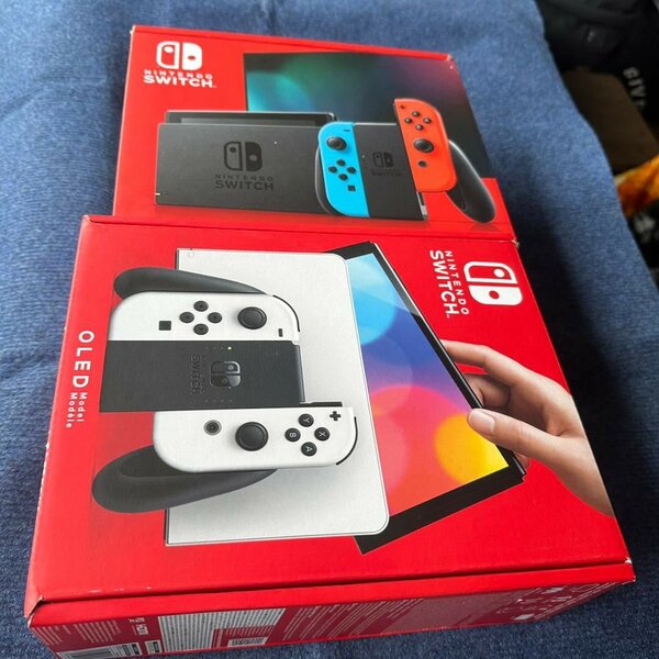 NINTENDO SWITCH OLED