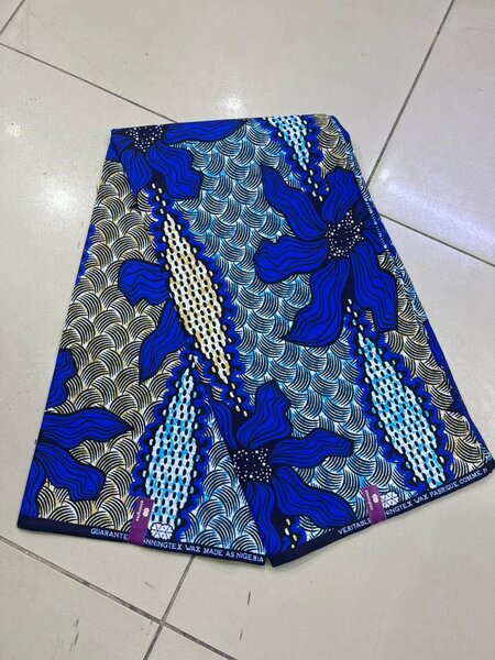 Perfect chitenge plug