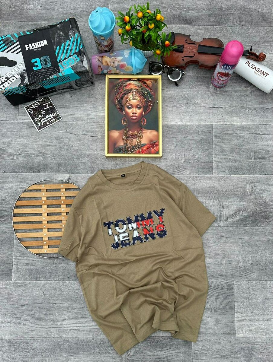 T-shirt unisexe tendance