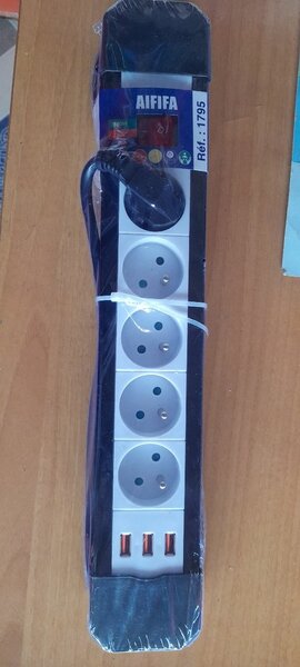 Multiprise avec USB AifiFa