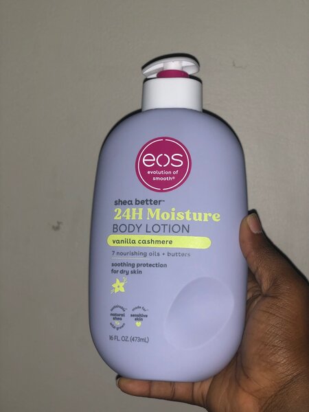 EOS shea butter Moisture body lotion