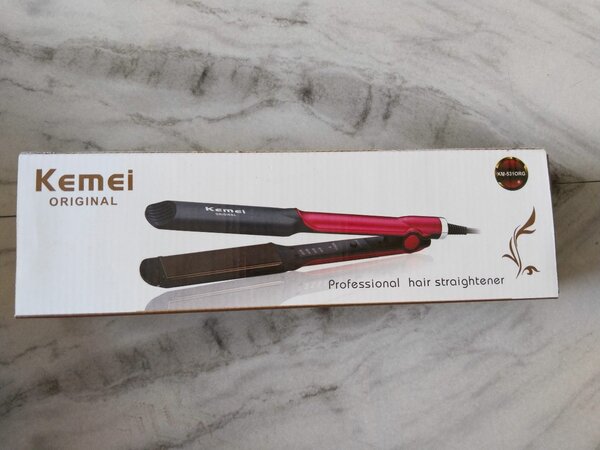 Kemei hair straightener