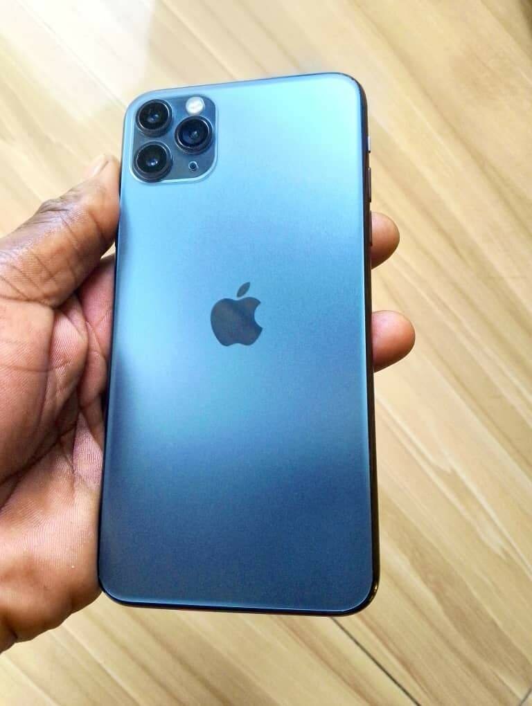 99.99% Neat iPhone 11 Pro Max