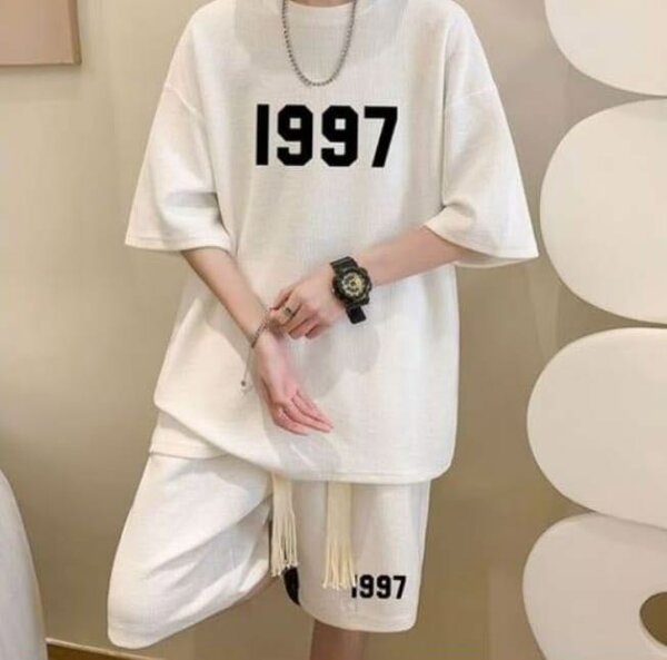 Shirt imprimer et short