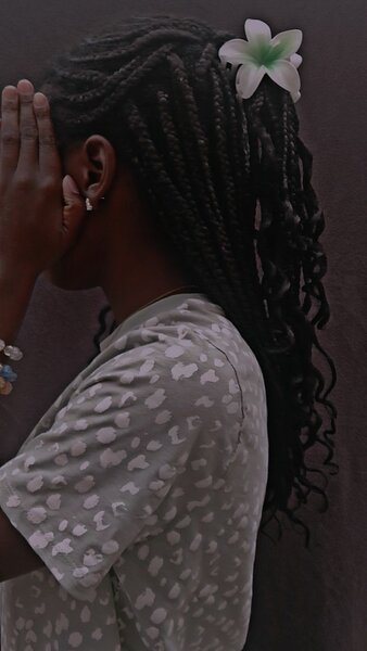 Pinces à cheveux florales colorées