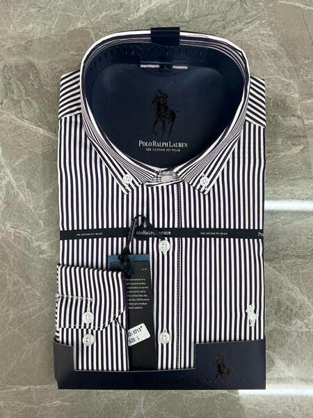 Chemise élégante à rayures homme