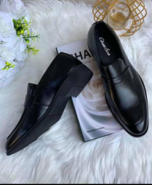 Men's formal shoes