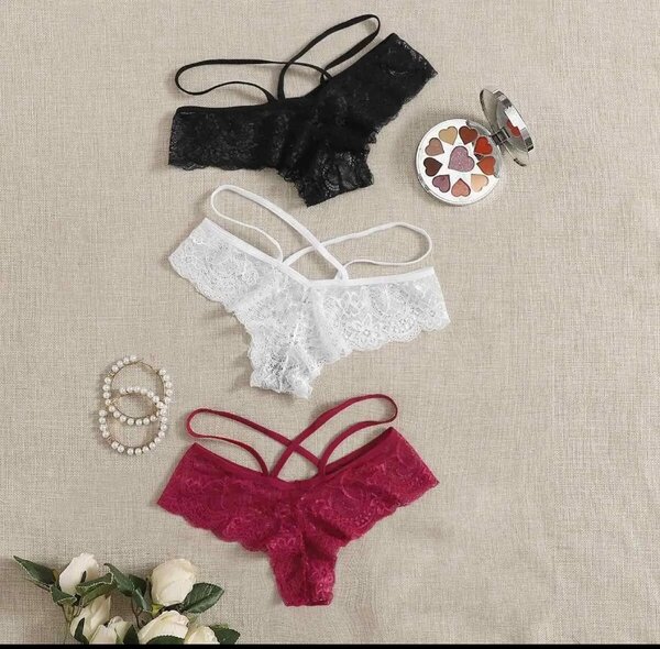 Caleçon en dentelle