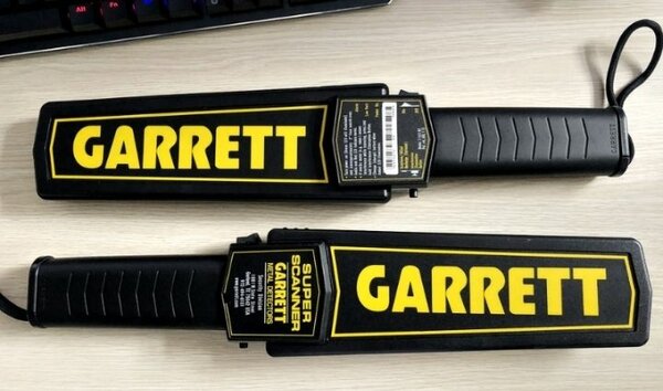 Détecteur de métaux