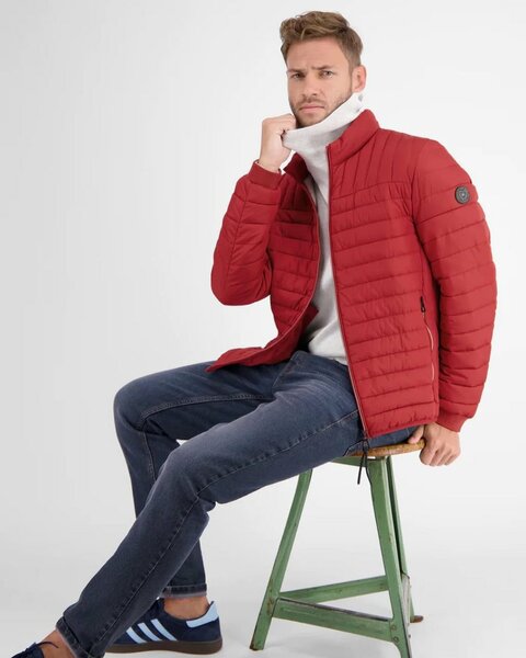 Красная Куртка