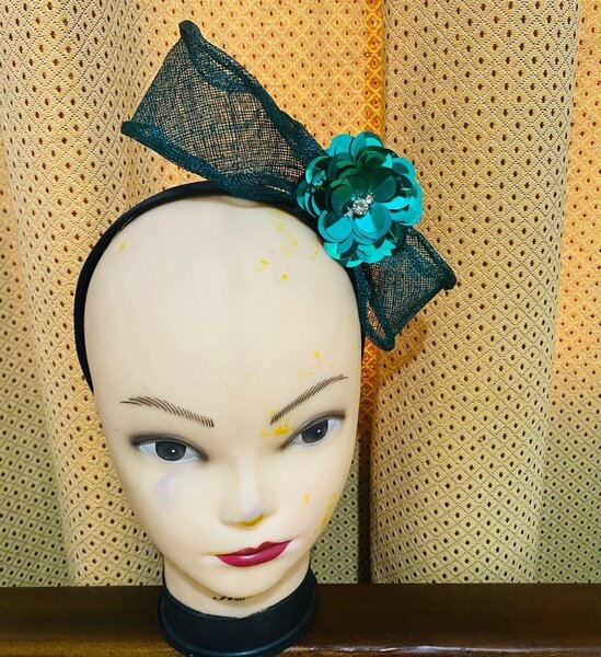 Fascinator