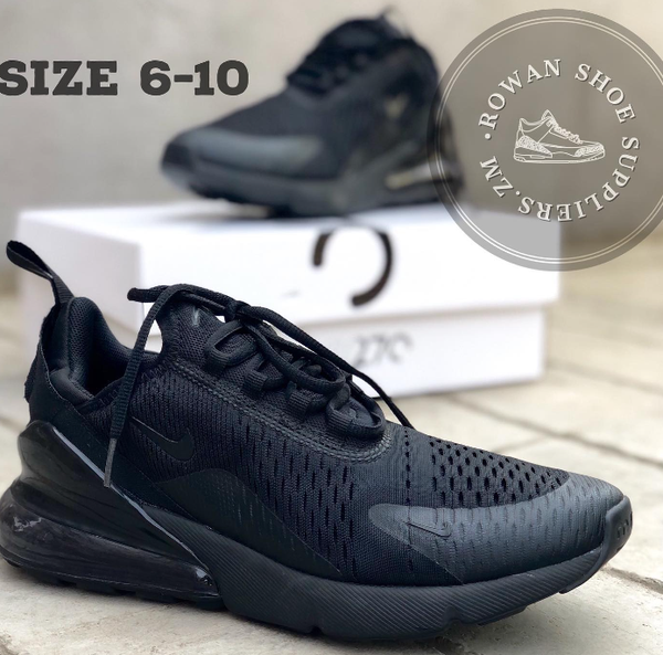 Black Nike sneakers, SUMMER SIZE 6-10