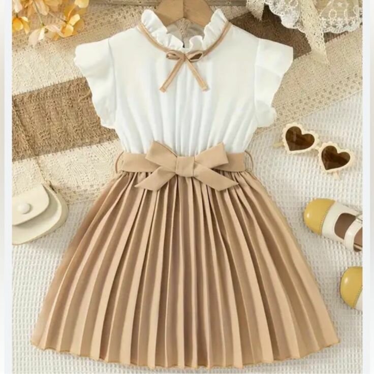 Robe plissée pour fille