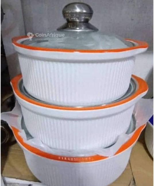 Soupière en porcelaine