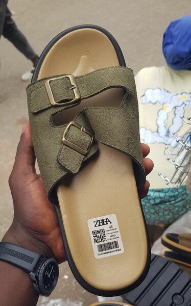 SANDALE ORIGINALE ET QUALITÉ