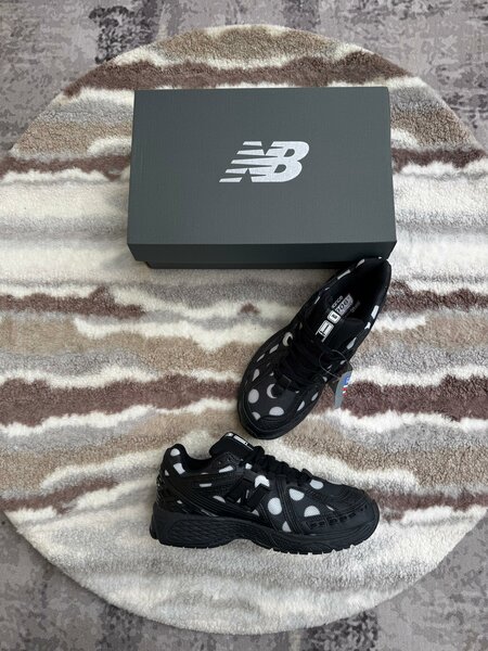 PAIRE DE ASICS NEW MODELS