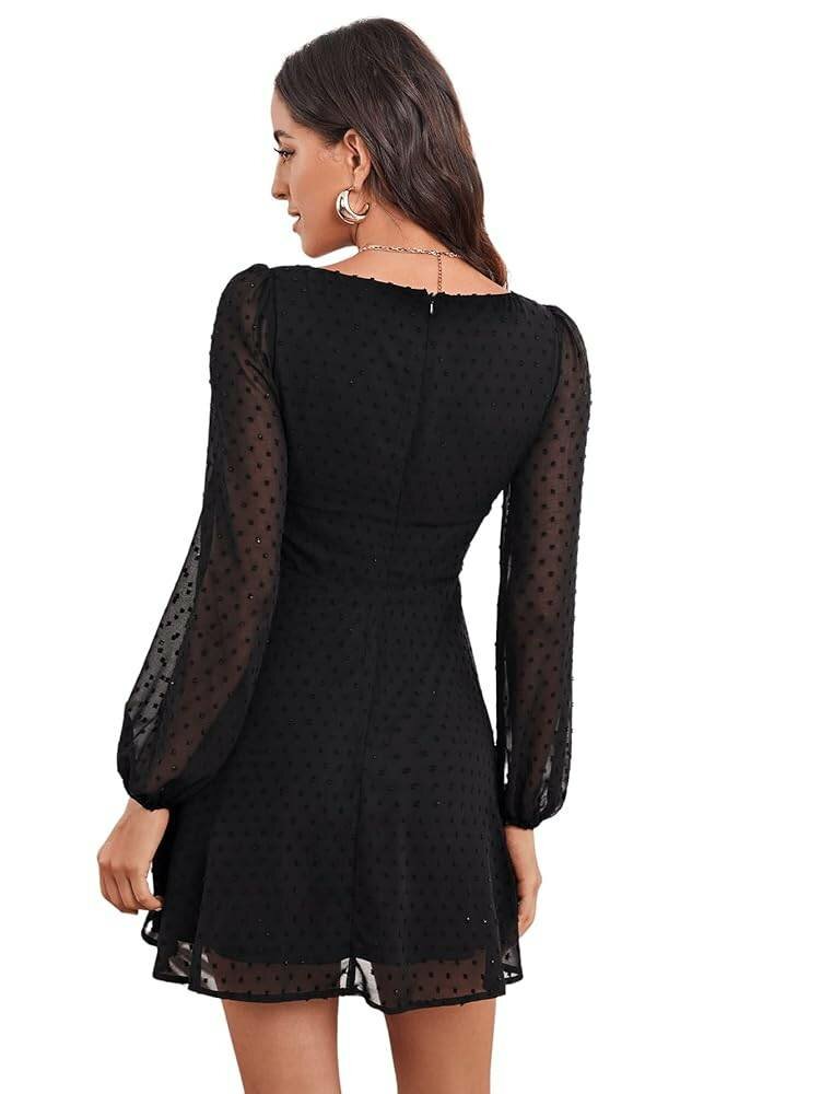 Robe Noire Élégante à Manches Longues