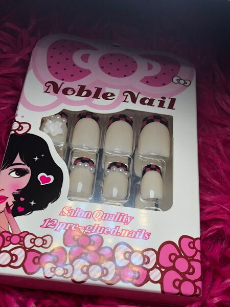 Ongles Press-Ons Noble Nail