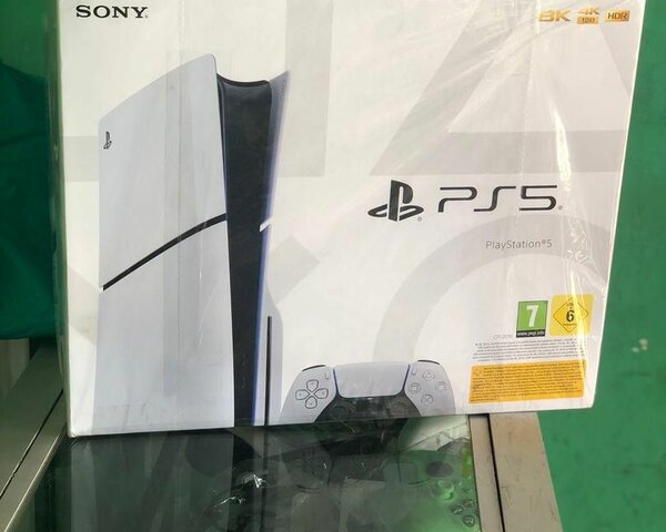 PS5 slim standard