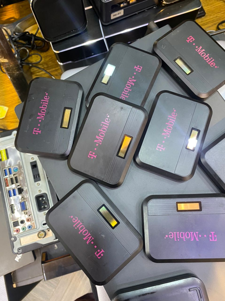 T- MOBILE 4G Universal Pocket Mifi