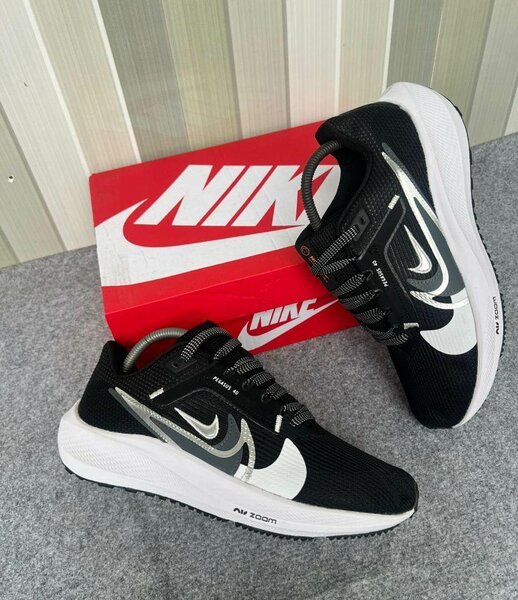 Nike Air Zoom Sneaker Noir