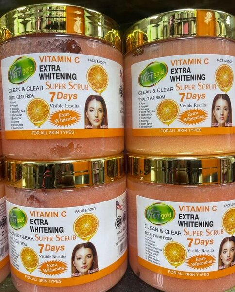 Veetgold brightening body scrub