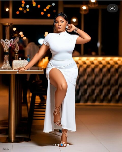 Robe élégante fendue femme