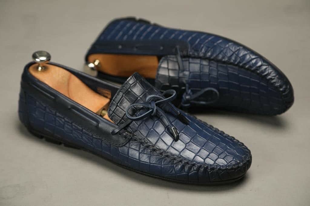 Mocassins en cuir élégant homme